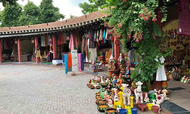 Dilli Haat Pitampura