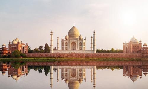 Historical Monuments to Visit in Agra
