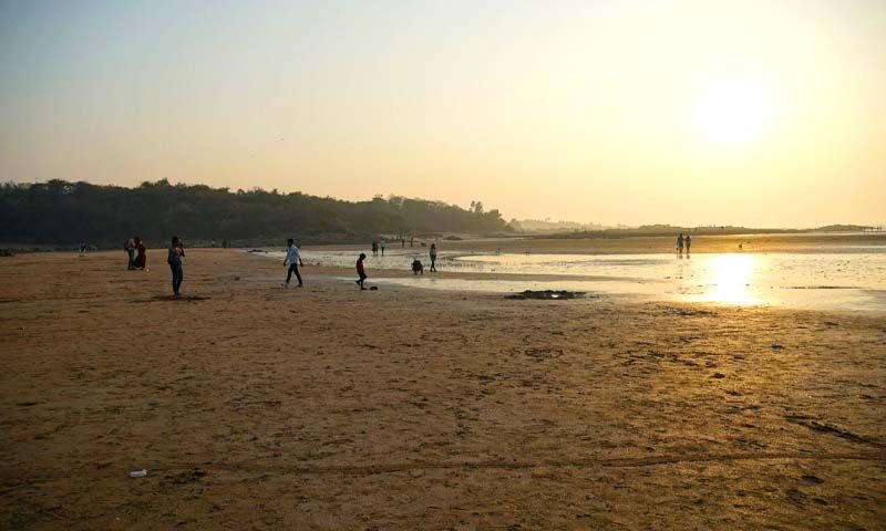 Aksa Beach