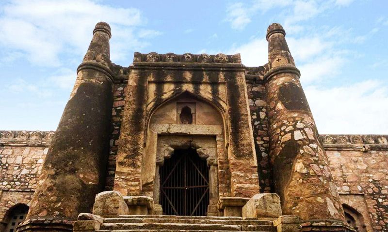 Khirki Masjid