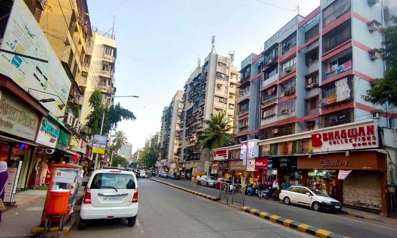 Lokhandwala Market
