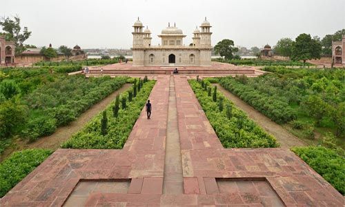 Mughal Gardens