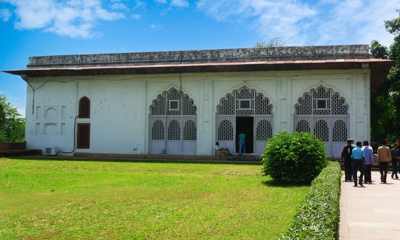 Red Fort Archaeological Museum