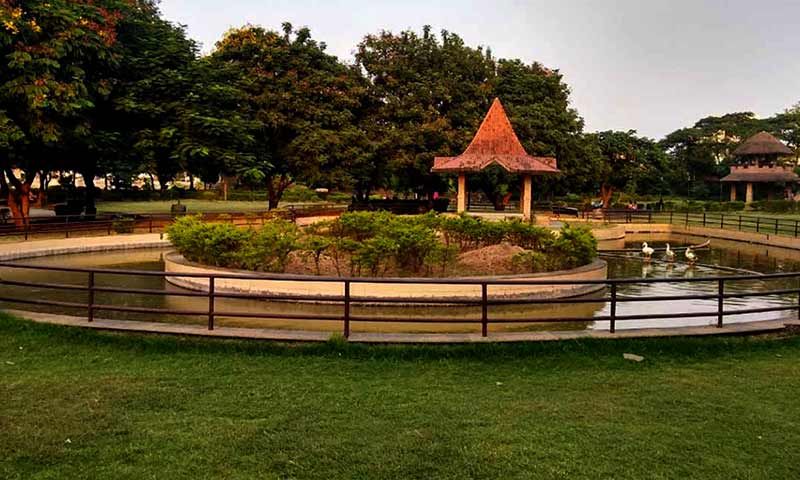 Sakkardara Lake Garden