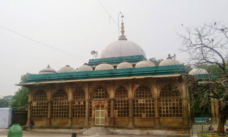 Shah-e-Alam's Roza