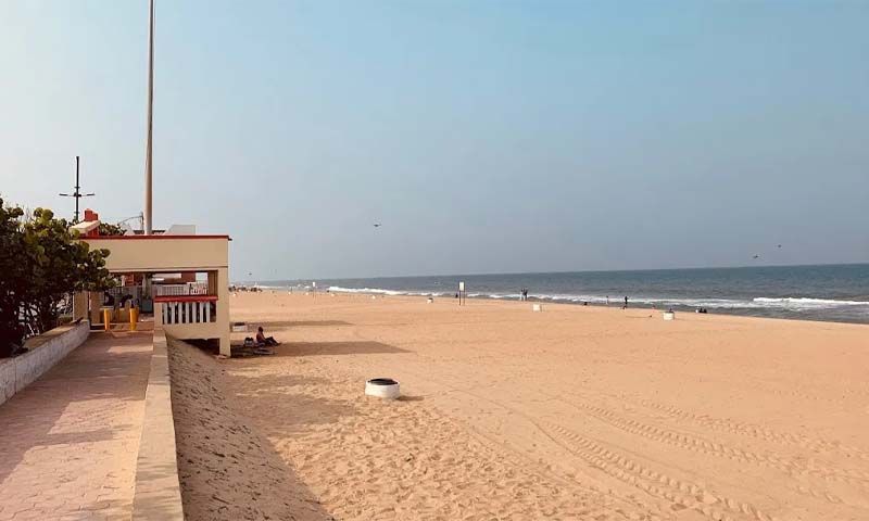 Thiruvanmiyur Beach