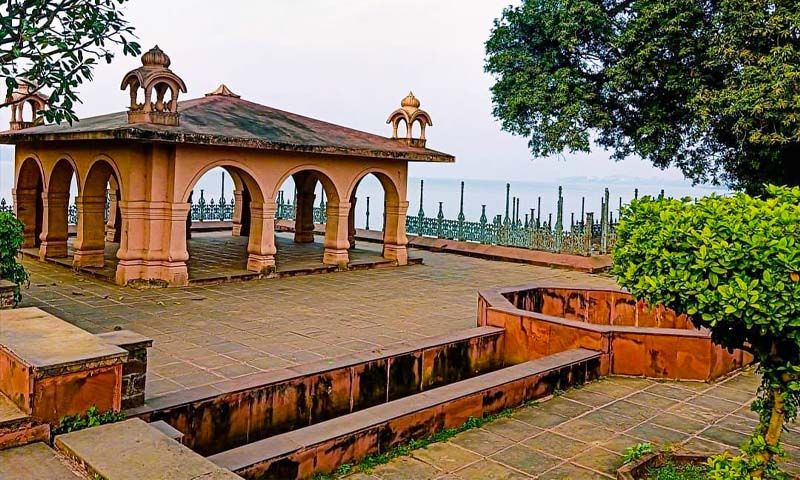 Vardhaman Park